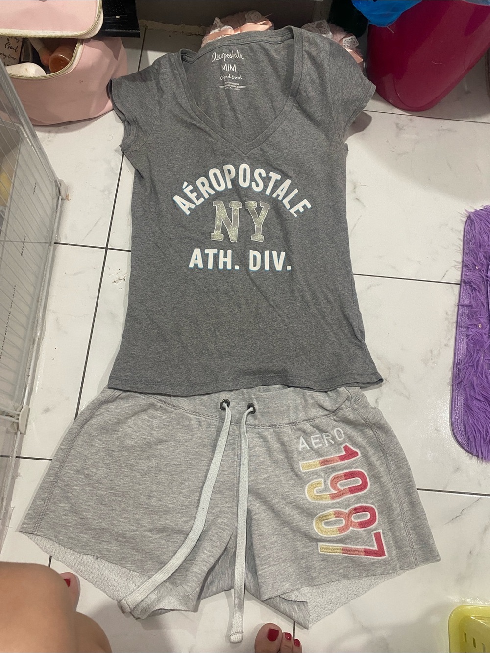 Aeropostale Gray NY Ath. Div. Set